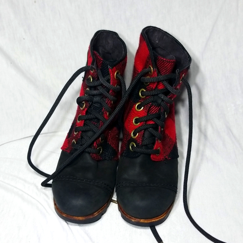 Sorel Wedge Buffalo Plaid Ankle Booties Women's Boots Size  6.5